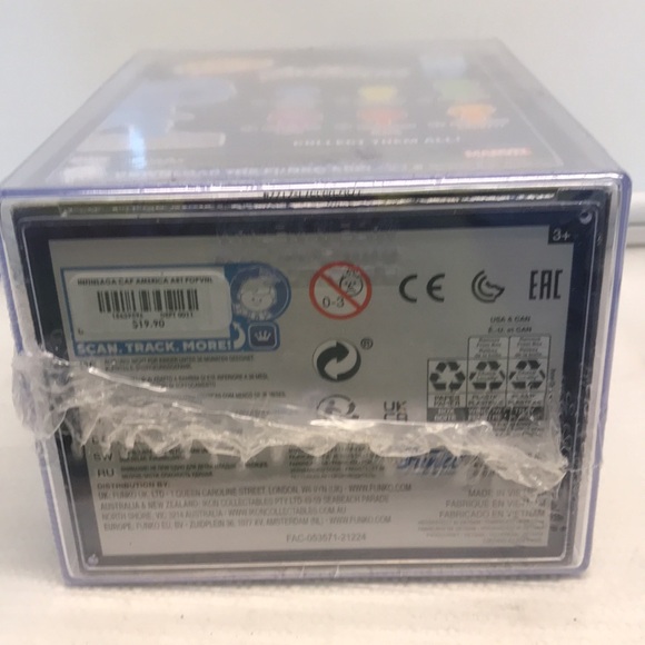 Funko Pop! Art Series Captain America Blue Figure sealed in plastic case NWOT - Picture 6 of 6
